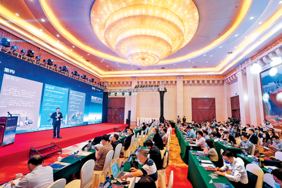 高峰論壇|感受500強(qiáng)企業(yè)魅力，把握智慧化轉(zhuǎn)型機(jī)遇(圖1)