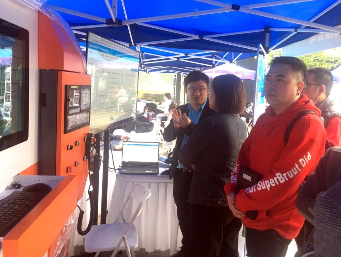 新開普攜VR數控示教一體機等教學產品亮相全國大學生工程訓練綜合能力競賽陜西賽區(qū)競賽！(圖3)