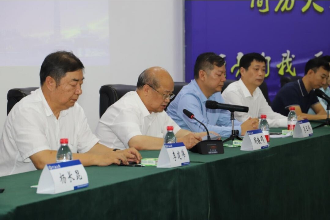 2019完美校園簡歷大賽啟動儀式暨就業(yè)指導(dǎo)講座在河南大學(xué)舉辦(圖2)