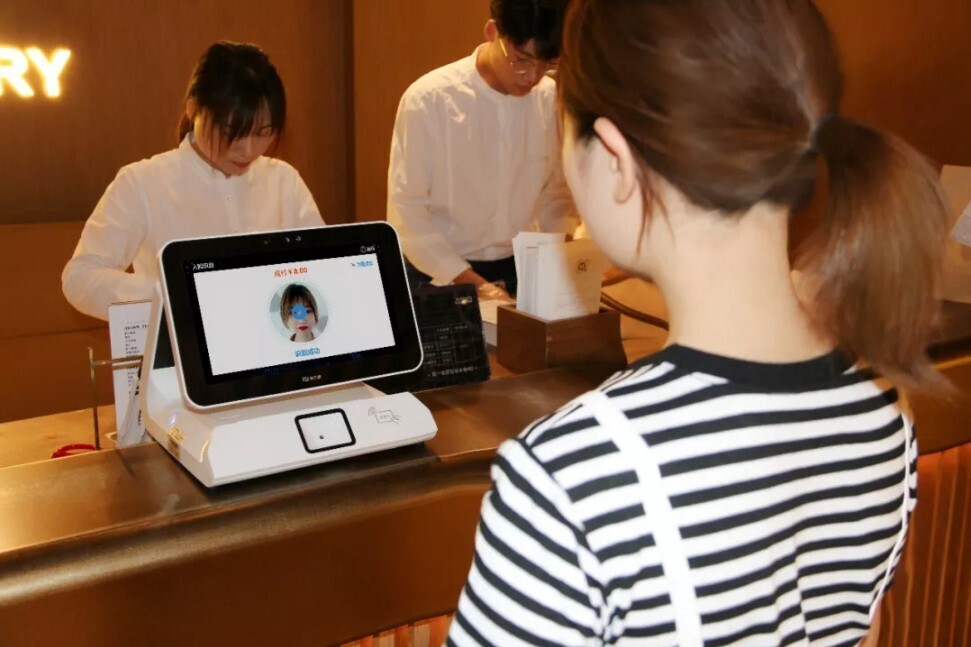 新開普校園人臉識別全場景方案落地，引領(lǐng)校園刷臉時代！(圖3)