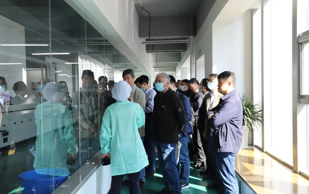高能！國家流量儀表評價計量測試聯(lián)盟專家一行蒞臨新開普參觀、交流(圖6)